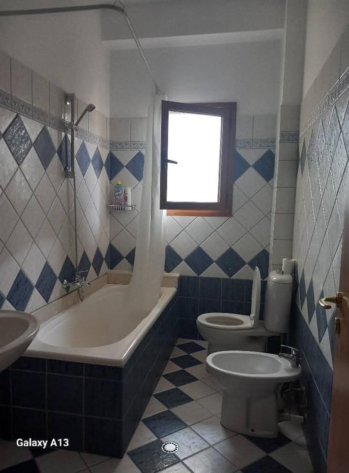 Dydhoma gjumi me Qera Afatgjate ne Bulevardin Vlore-Skel