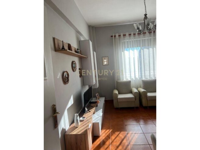 Apartament 2+1 me qira tek Stacioni i Trenit, Durres!