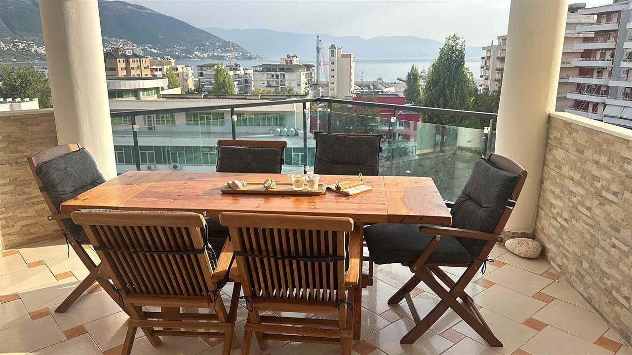 Jepet me qera apartamenti per 8 muaj nga data 1/4/2025