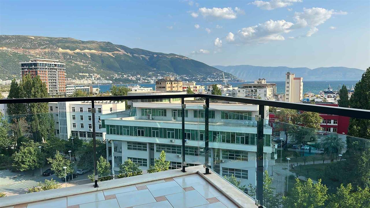 Jepet me qera apartamenti per 8 muaj nga data 1/4/2025