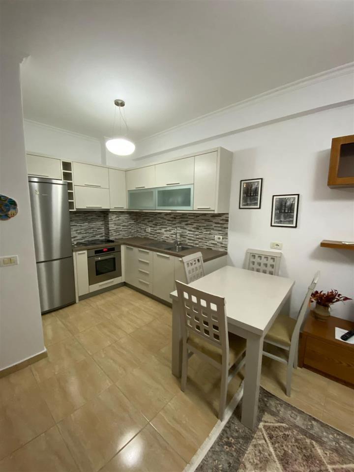 QERA – Apartament 1+1 me Ballkon