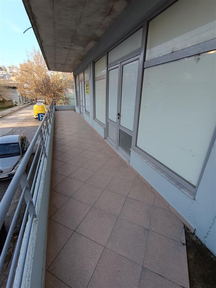 NDERTESE ME 4 KATE 900m² GJIROKASTER LAGJA 18 SHTATORI