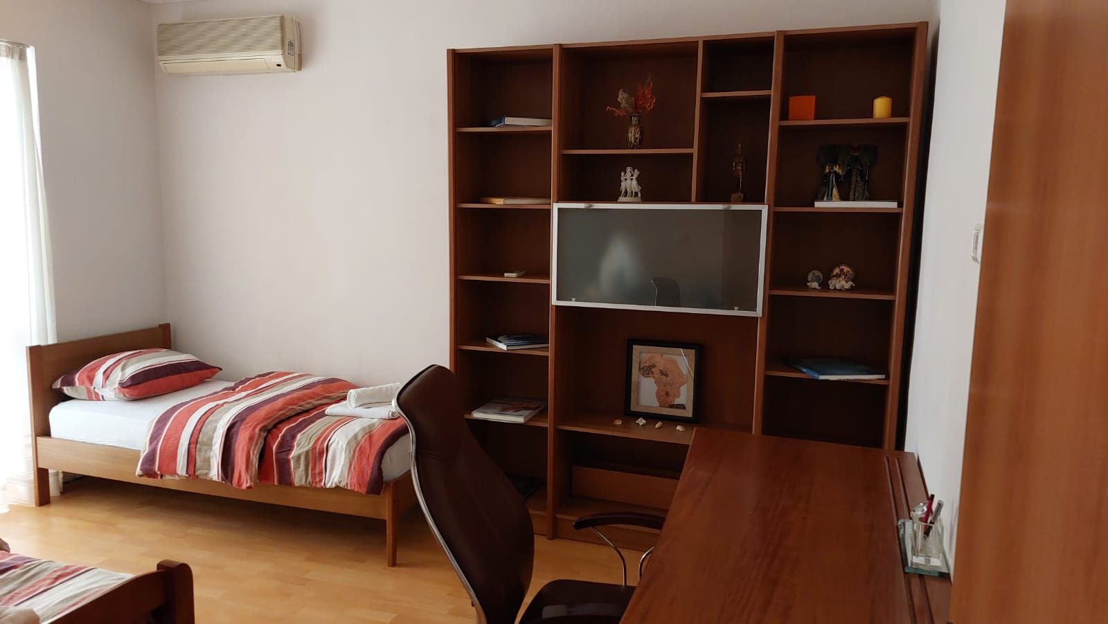 Jepet me qira Apartamet 2+1 Mozaiku Tiranës