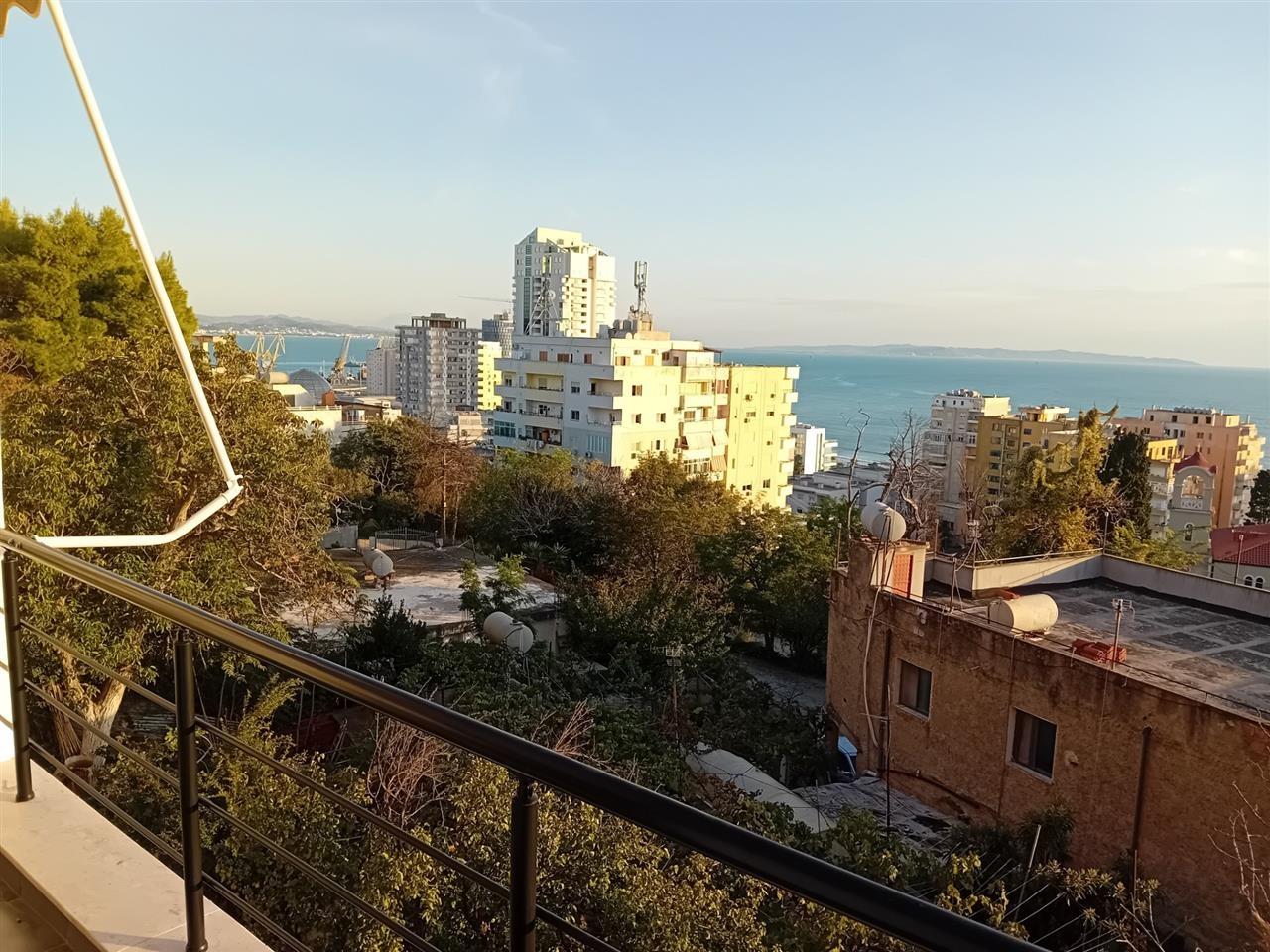 EKSKLUZIVE!! JEPET APARTAMENT ME QIRA ME PAMJE NGA DETI