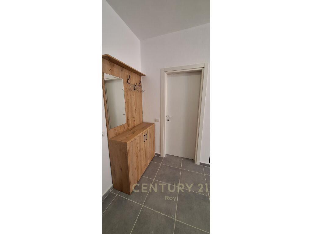 Apartament 1+1 Për Qira në Plazh Hekurudha, Durrës – 350€