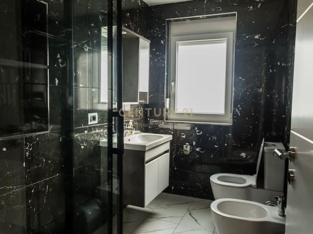 2+1 apartment for rent in the center of Durrës!