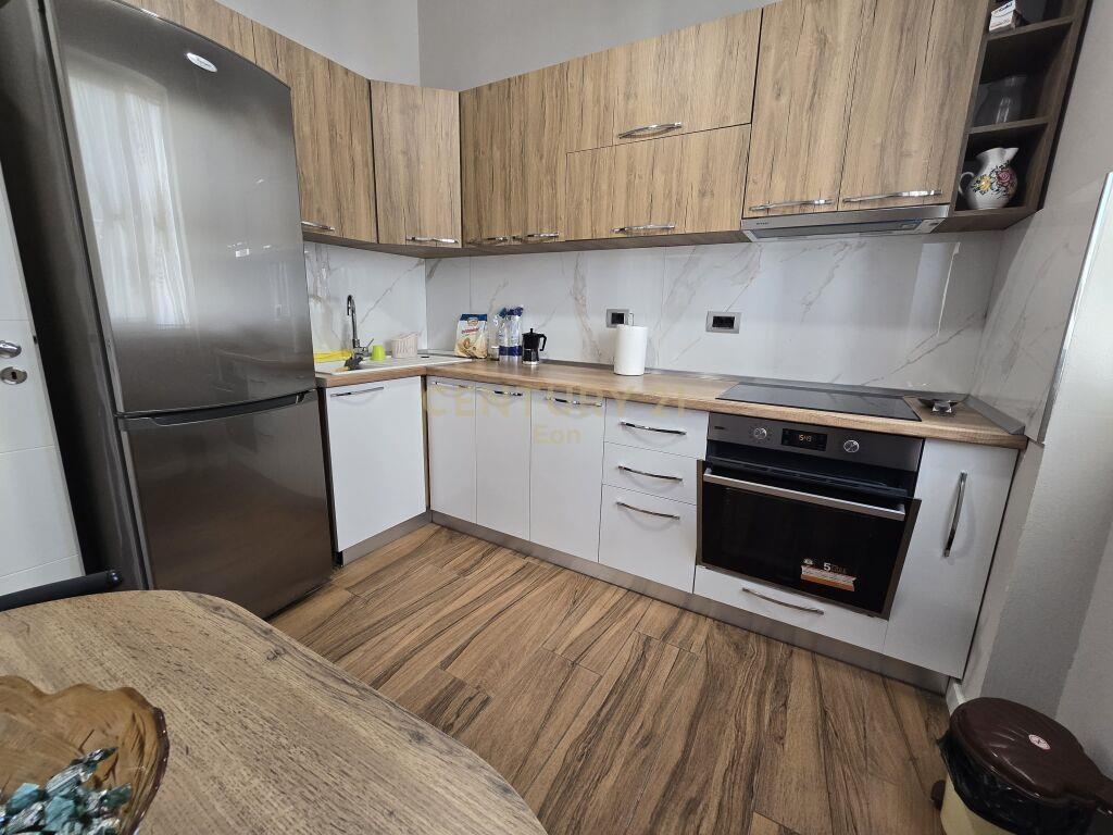 2+1 apartment for rent in the center of Durrës!