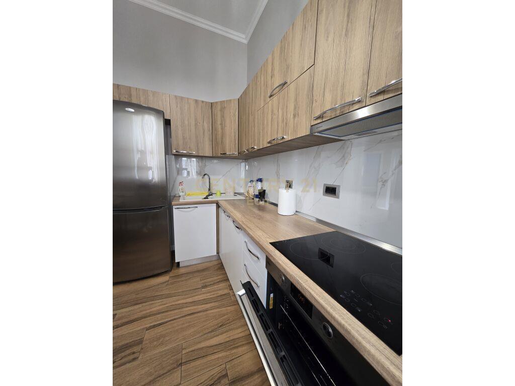 2+1 apartment for rent in the center of Durrës!