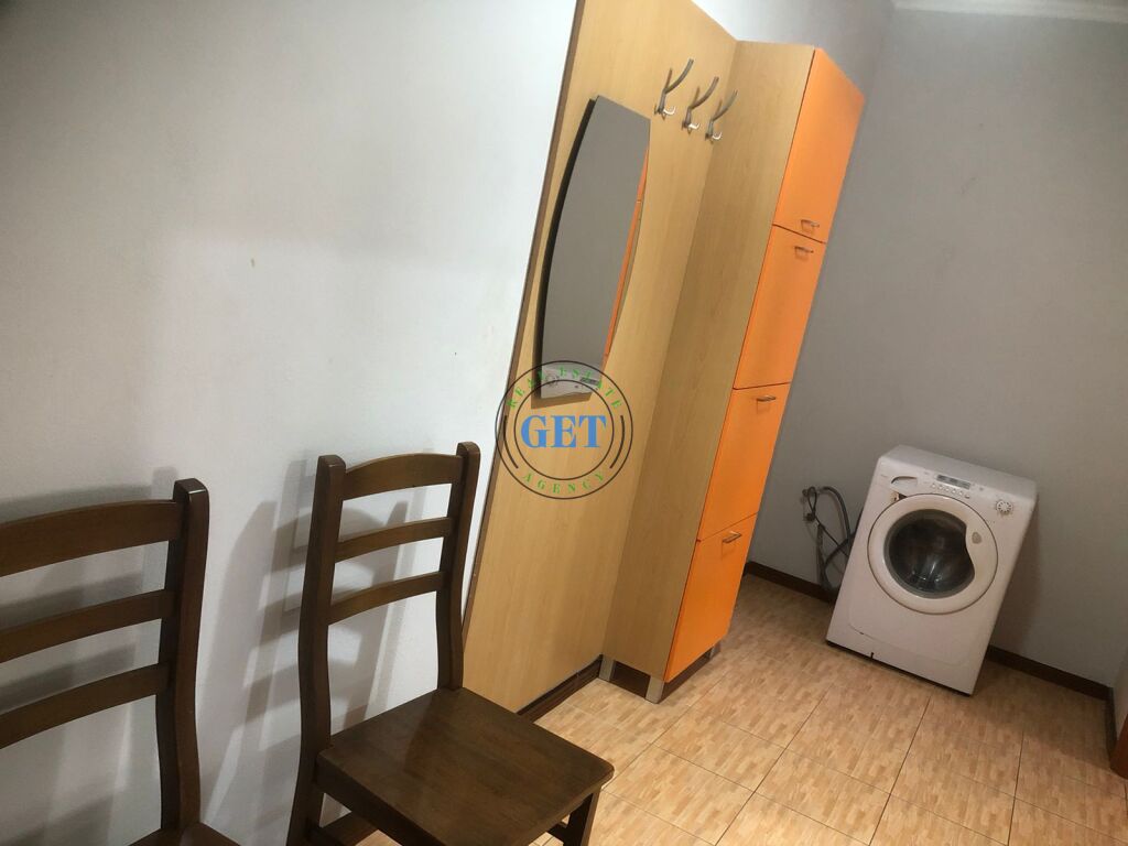 Qira, Apartament 1+1Shkolla” Kushtrimi I Lirise