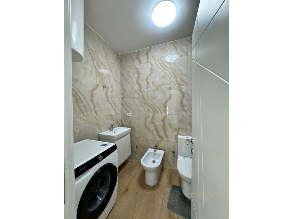 Jepet me qira apartament 2+1 me depo tek Qyteti i Nxenesve!