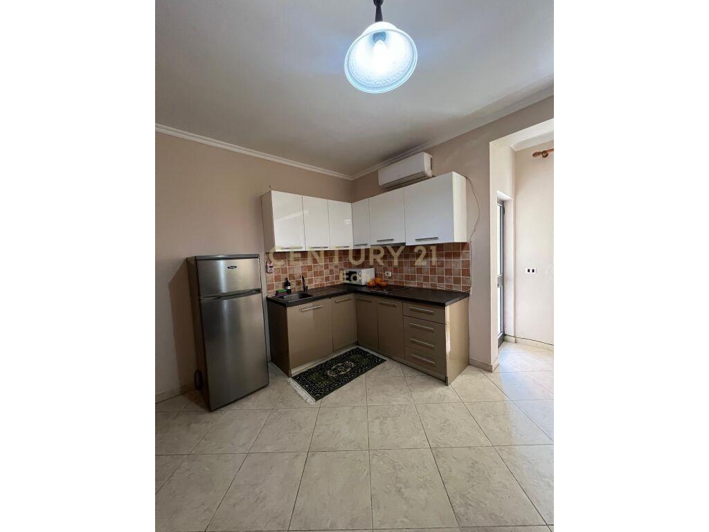 1+1 apartment for rent in Durrës.