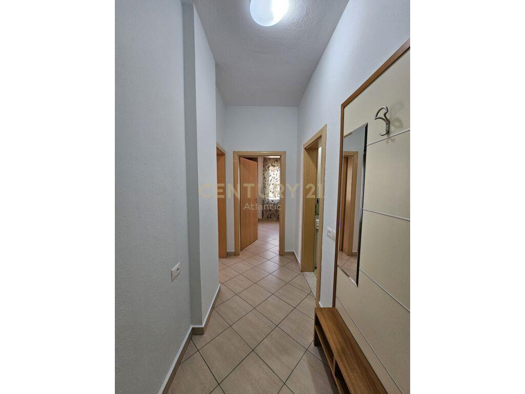 JEPET ME QERA SUPER APARTAMENT VIJE E PARE ME DETIN PLAZH RR