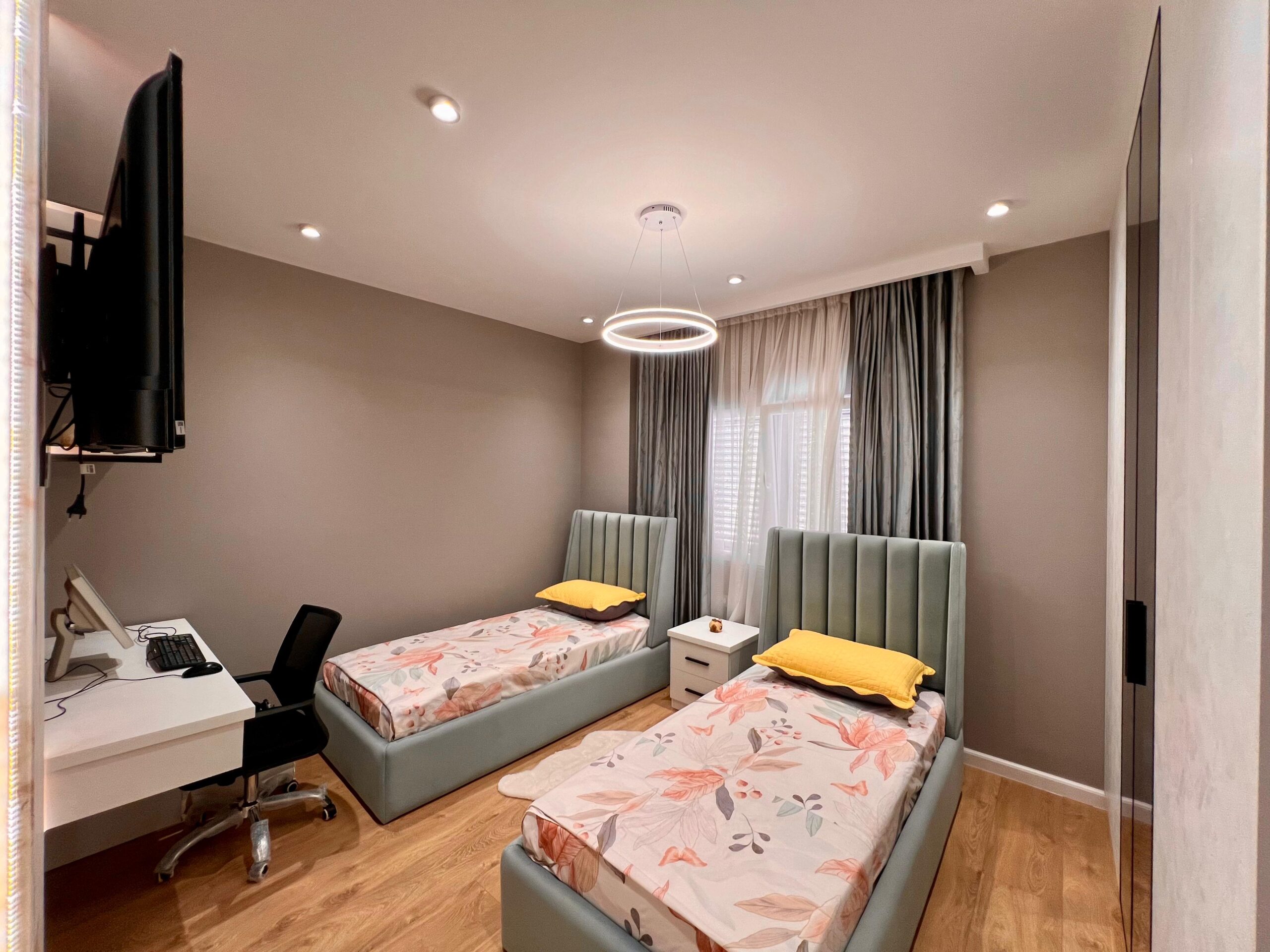 Qira, 2+1 Liqeni i Farkës, Tiranë 800 Euro