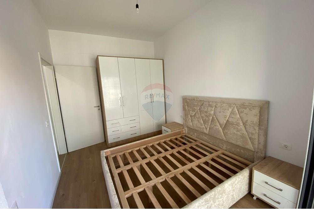 Apartament 1+1 per qira ne ALi Demi Tirane