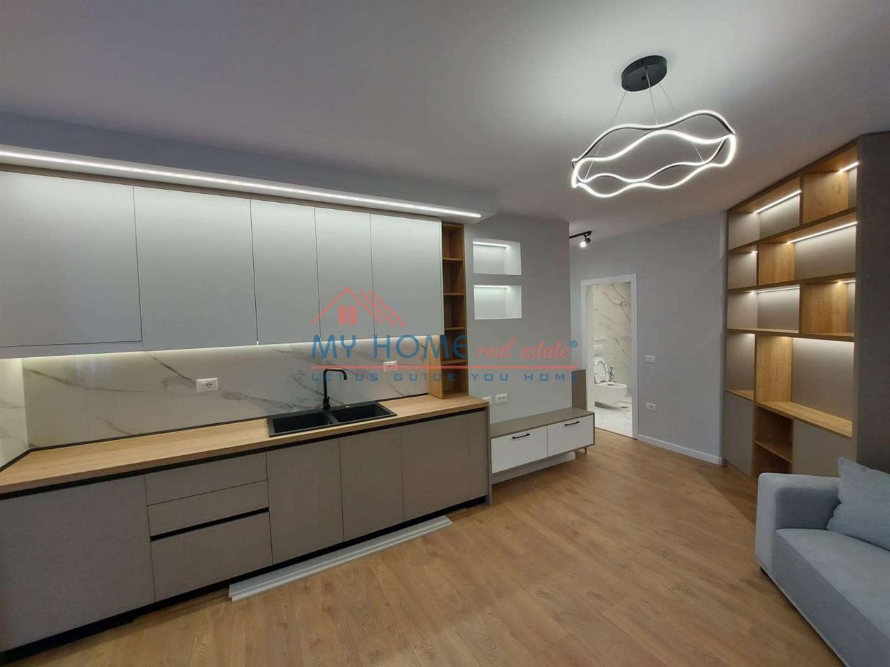 Apartament 1+1 ne shitje Komuna e Parisit ne Tirane