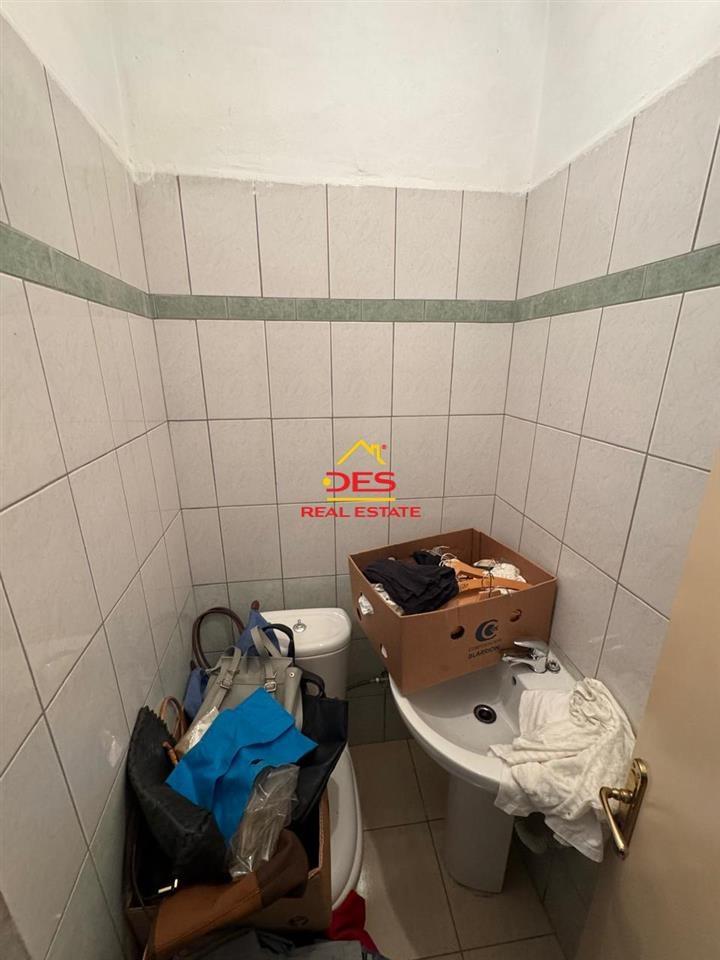 SHITET AMBIENT BIZNESI NE SARANDE