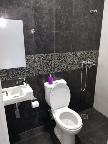 GARSONIERE ME QERA MYSLYM SHYRI SJAM AGJENCI SKA KOMISIONE