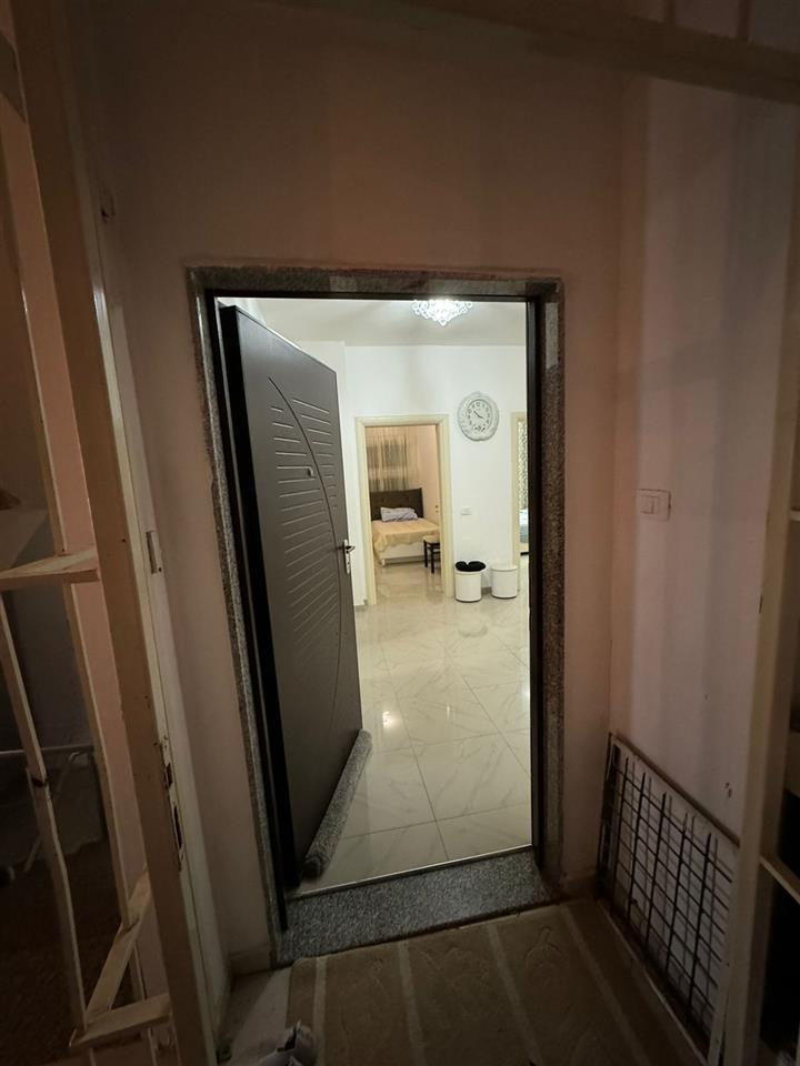 JEPET ME QIRA APARTAMENTE ME ADRES; FIER