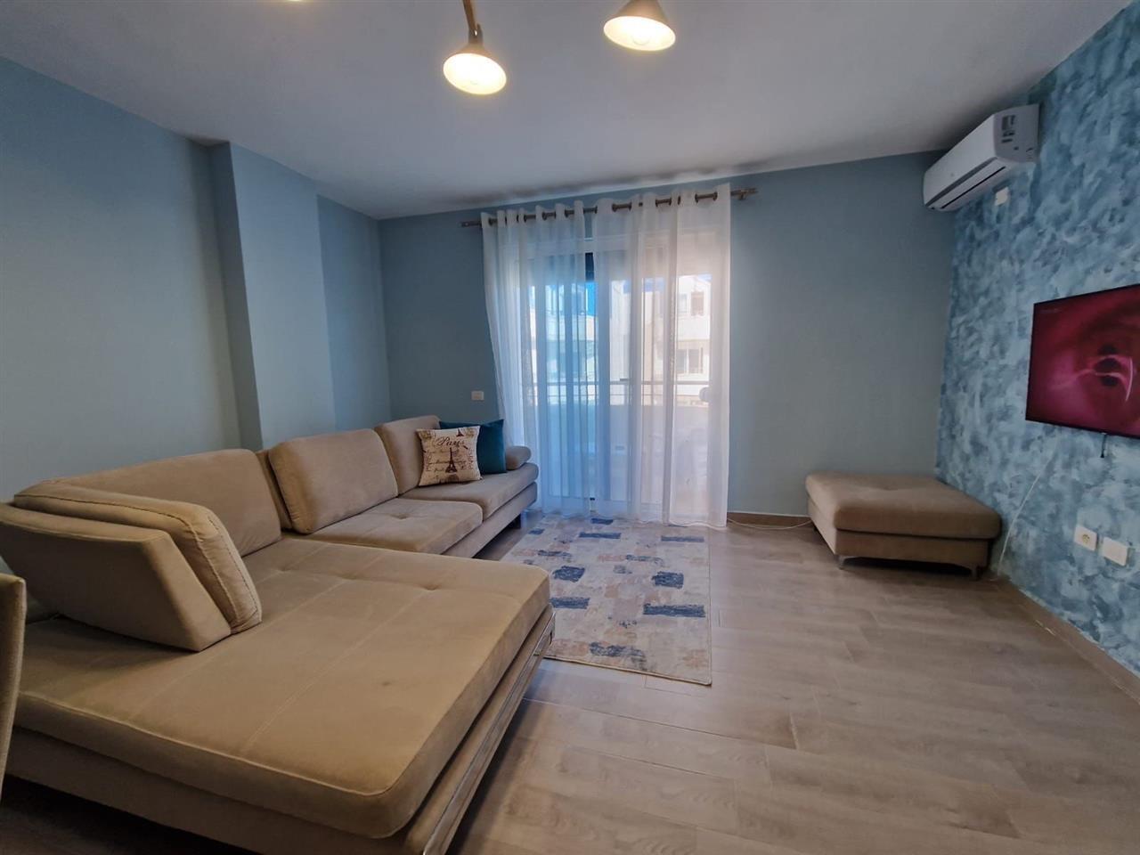 Jepet apartament me qera tek kompleksi “Fafa”(Durres)