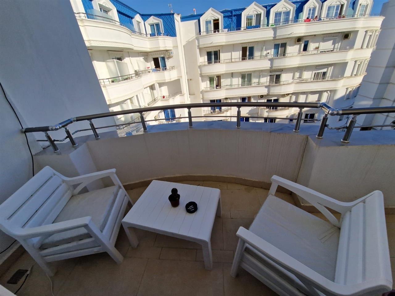 Jepet apartament me qera tek kompleksi “Fafa”(Durres)
