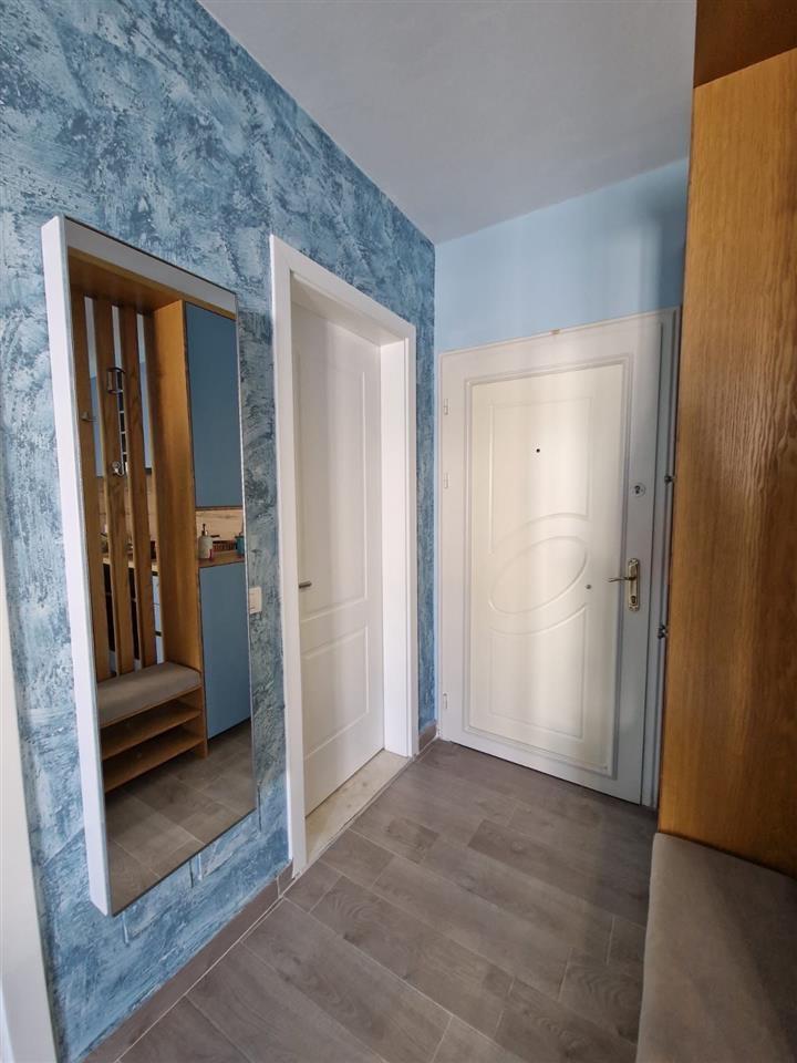 Jepet apartament me qera tek kompleksi “Fafa”(Durres)