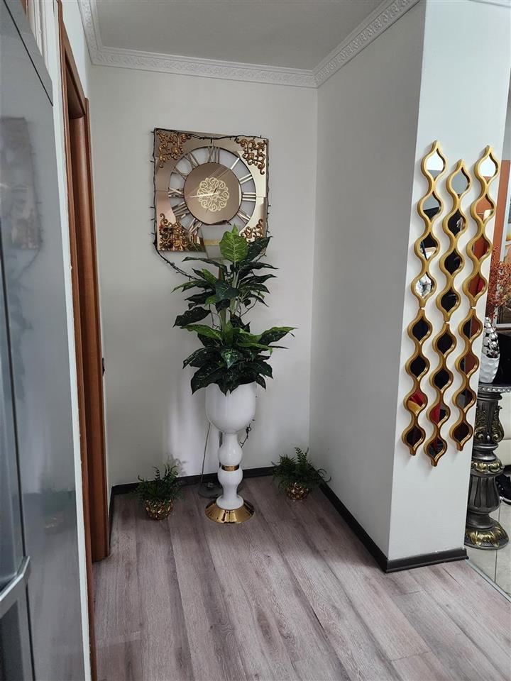 APARTAMENT 144M² 5 MIN LARG QENDRES NE SHITJE