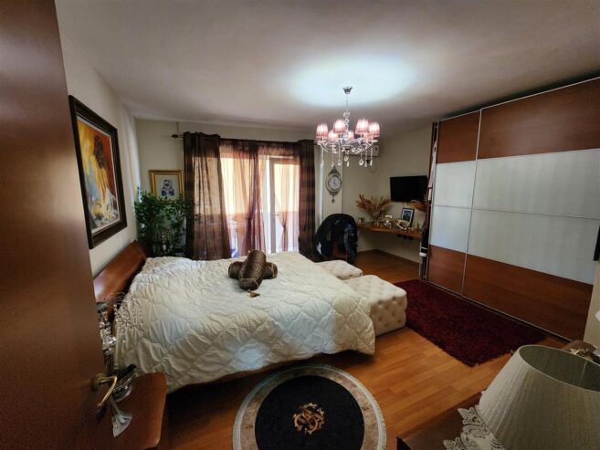 APARTAMENT 144M² 5 MIN LARG QENDRES NE SHITJE