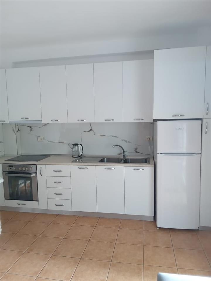 Apartamente per shitje 1+1 siperfaqe Plazh