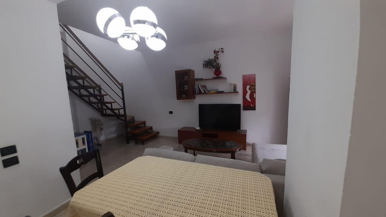 Apartament Duplex per qira te Stadiumi Dinamo
