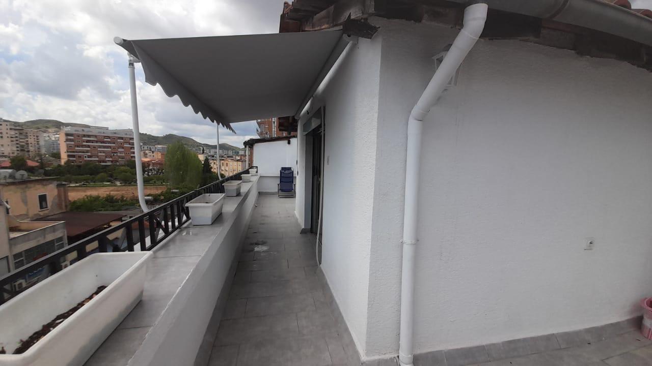 Apartament Duplex per qira te Stadiumi Dinamo