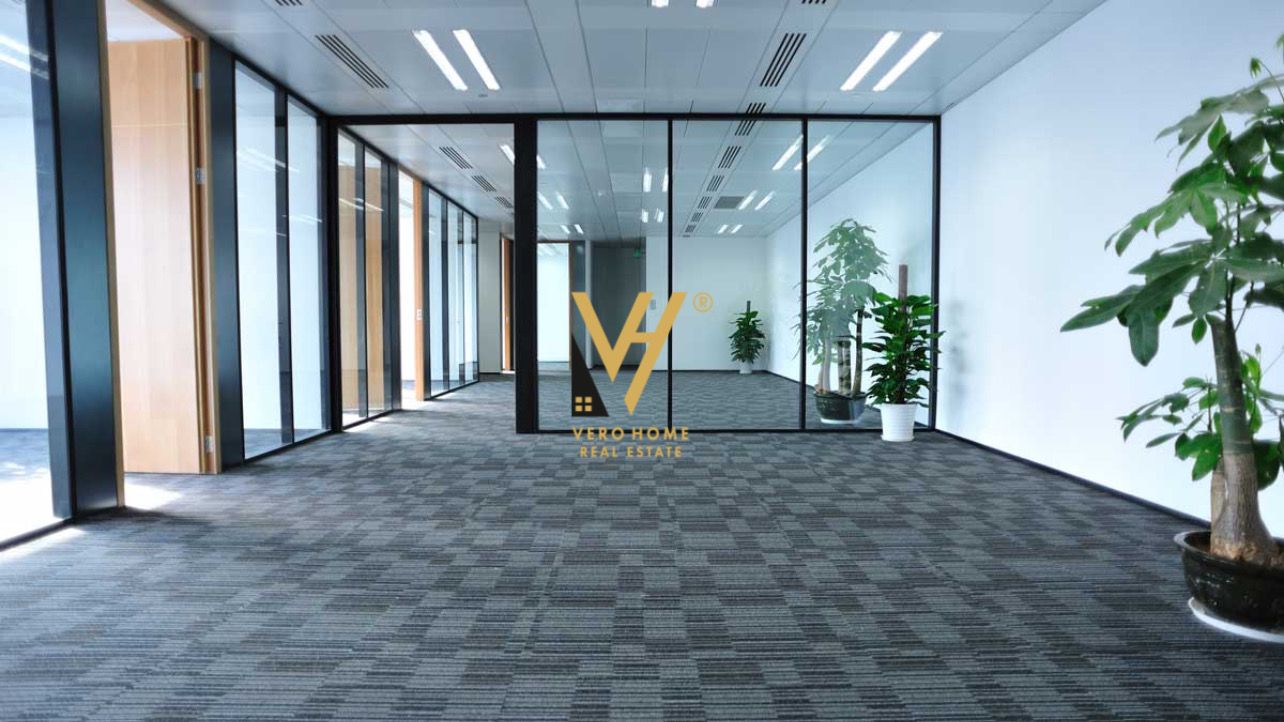 170M2 ME QERA TE MYSLYM SHYRI 1.400 EURO