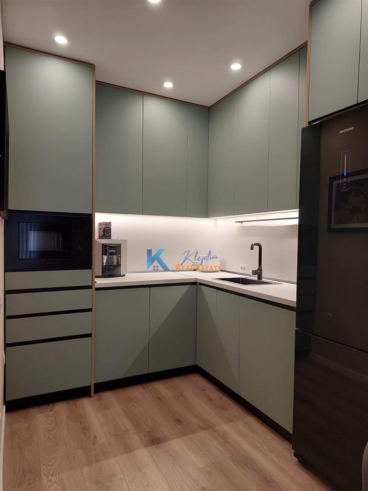 2+1 per qira te Rruga e Elbasanit, afer Fakultetit Ekonomik