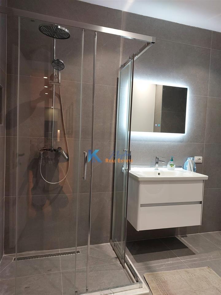 2+1 per qira te Rruga e Elbasanit, afer Fakultetit Ekonomik