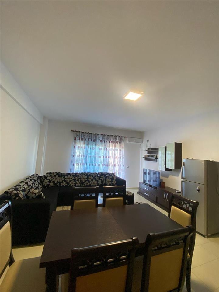 Jepet apartament me qera ne Sarande