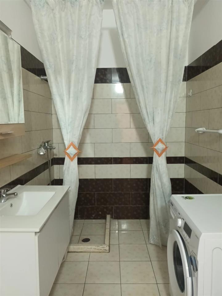 jepet apartment me qera ne vlore