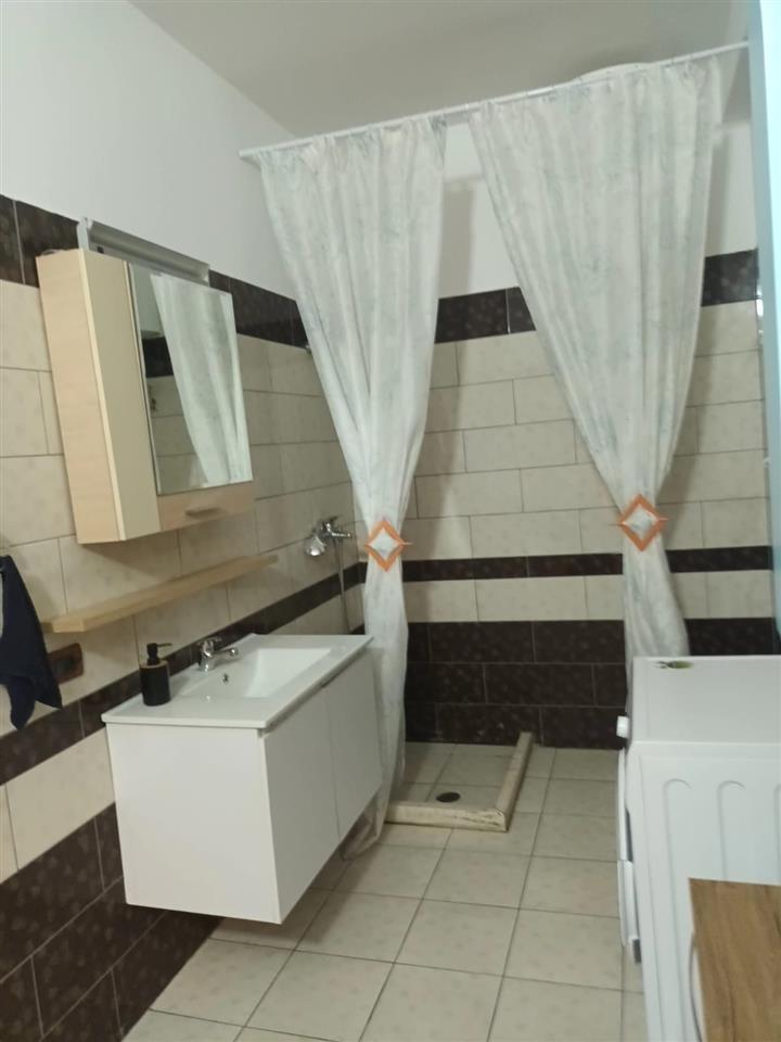 jepet apartment me qera ne vlore
