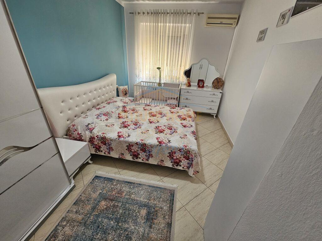 Apartamenti 2+1 per shitje tek Liqeni i Thate.230000 euro