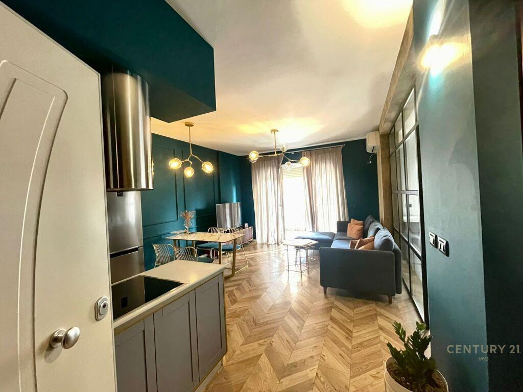 Apartament 1+1 luksoz me qira tek Vilat Gjermane!