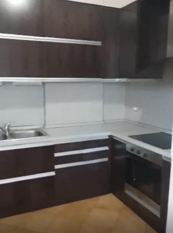 Apartament me qera