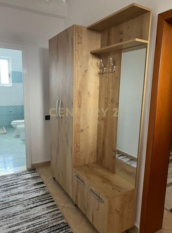 Qira Apartament 1+1+Parkim Rruga 5 Maji €500