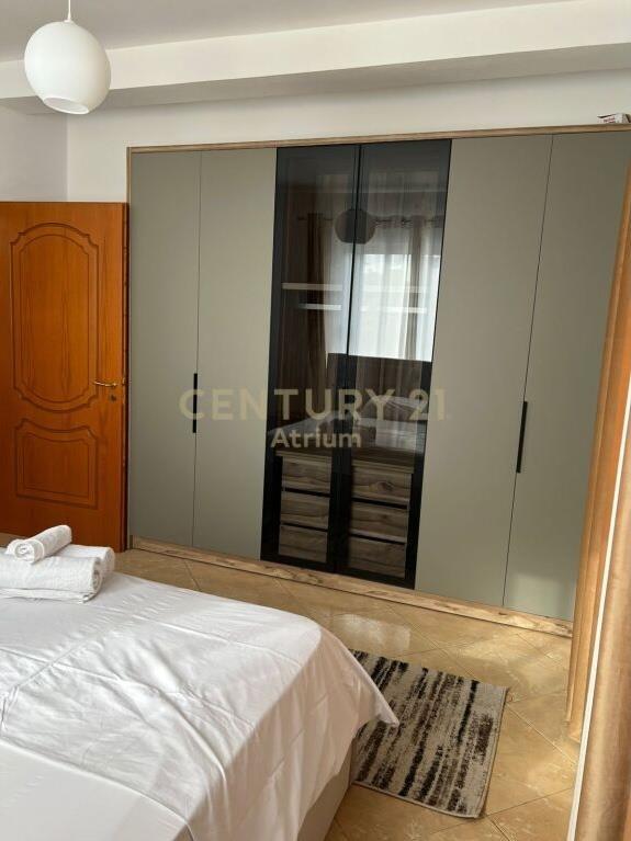 Qira Apartament 1+1+Parkim Rruga 5 Maji €500