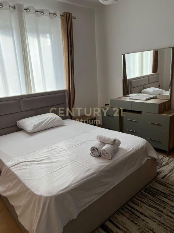 Qira Apartament 1+1+Parkim Rruga 5 Maji €500