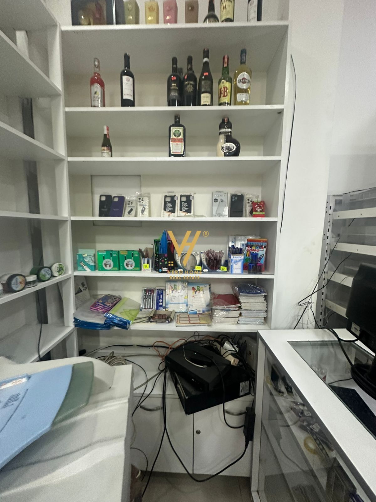 TABACCINO 50 M2 TE ASTIRI 10.000 EURO