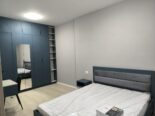 Jepet me qera Apartamenti 1+1, Astir