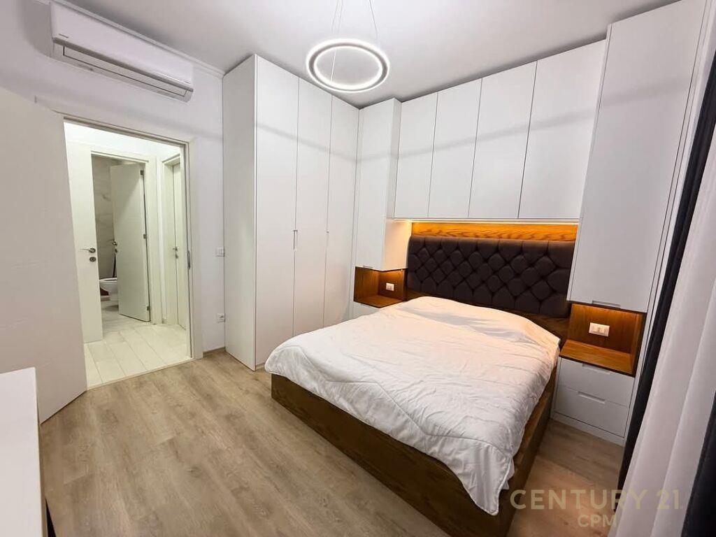 Qira Apartament 2+1+Parkim Kodra e Diellit €700