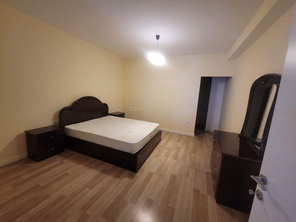Apartament 1+1 Për Qira në Fresku, Tiranë – 300€