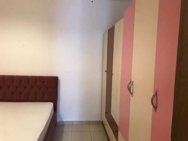 Jepet me qera apartament 1+1 ne rrugen Frosina Plaku Tirane