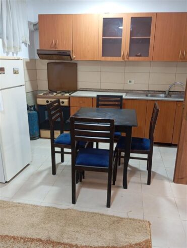 Jepet me qera apartament 1+1 ne rrugen Frosina Plaku Tirane