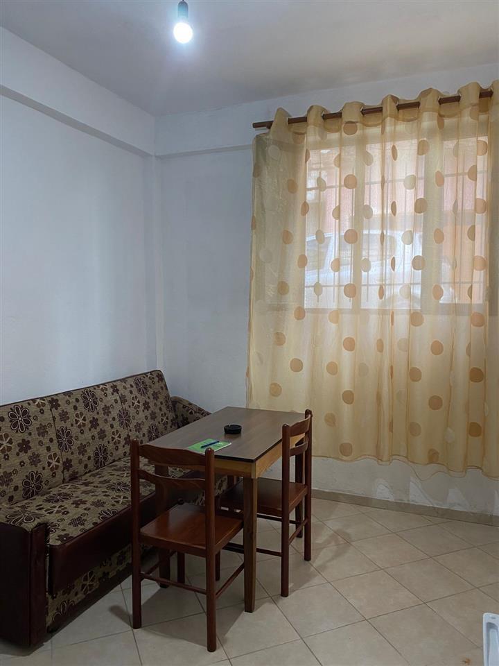 Jepet me qira apartament 1+1 ne rrugen e Kercikeve Babrru Ti
