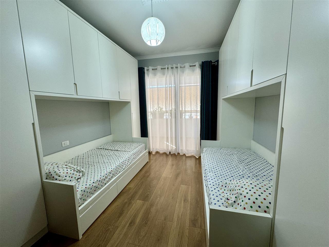 Apartament me qira_Bulevardi i Ri, Astir